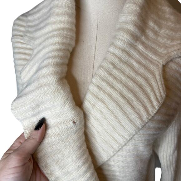Agnona Cashmere Cardigan Sweater Cream Ribbed Knit Italy size 48 / US 12 / Large - Picture 6 of 9